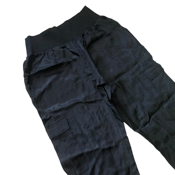 Cinq a Sept Giles Cargo Joggers Women’s size Medium in Black - Picture 4 of 7